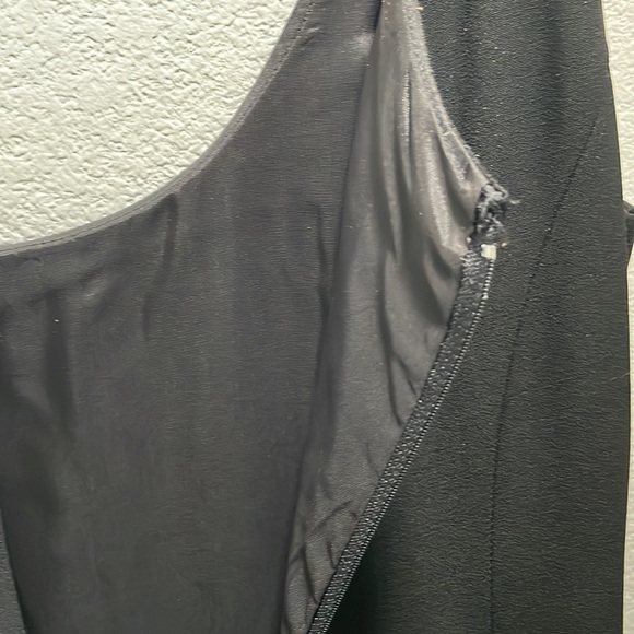 Huey Waltzer Long Black fully lined w/slit size 4 vintage pre owned scoop neck - Picture 5 of 5